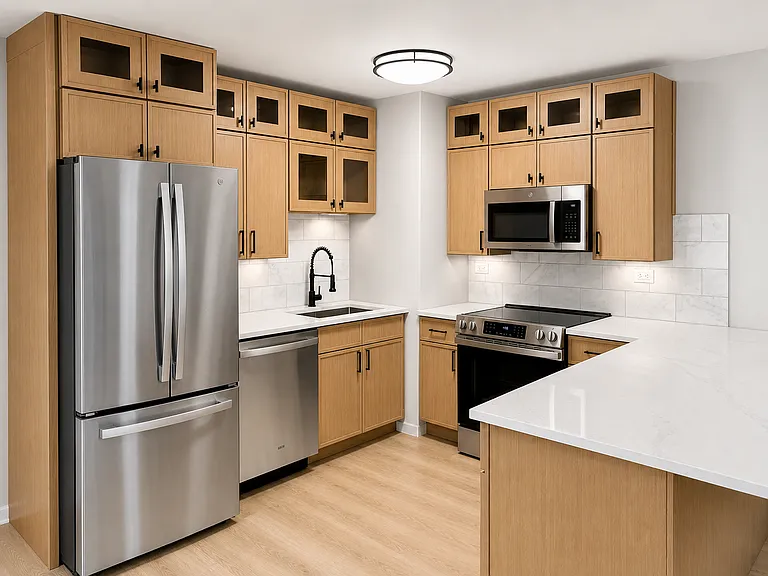 807 S Dwyer Ave #D — Photo 1