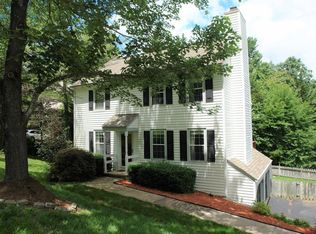 4459 Summerset Dr, Roanoke, VA 24018