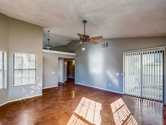 3rd image of 3060 W Laquila Aerie