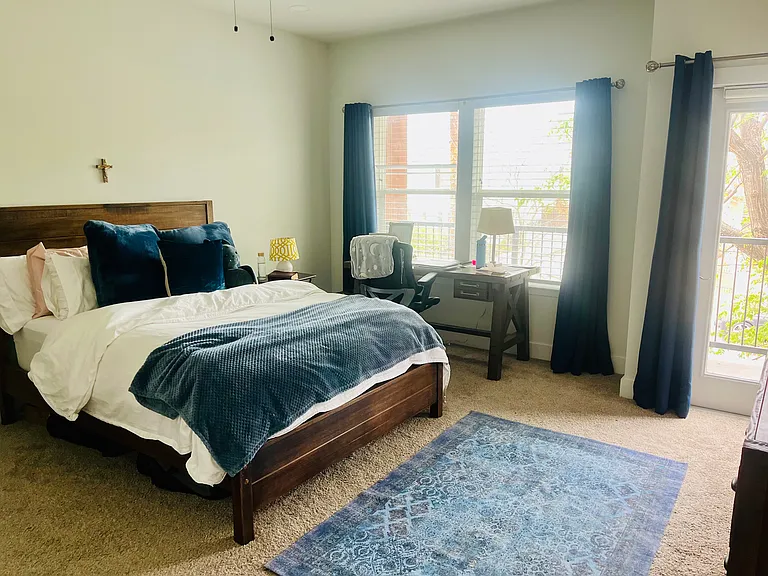 340 Claremont Ave — Photo 8