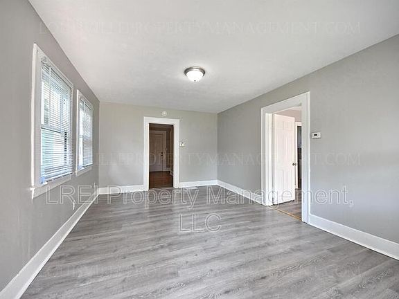 2nd image of 414 N 38th St
