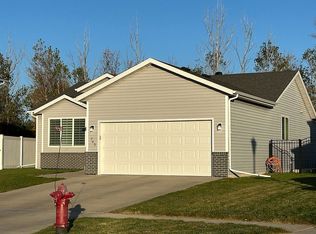 765 Albert Dr W, West Fargo, ND 58078