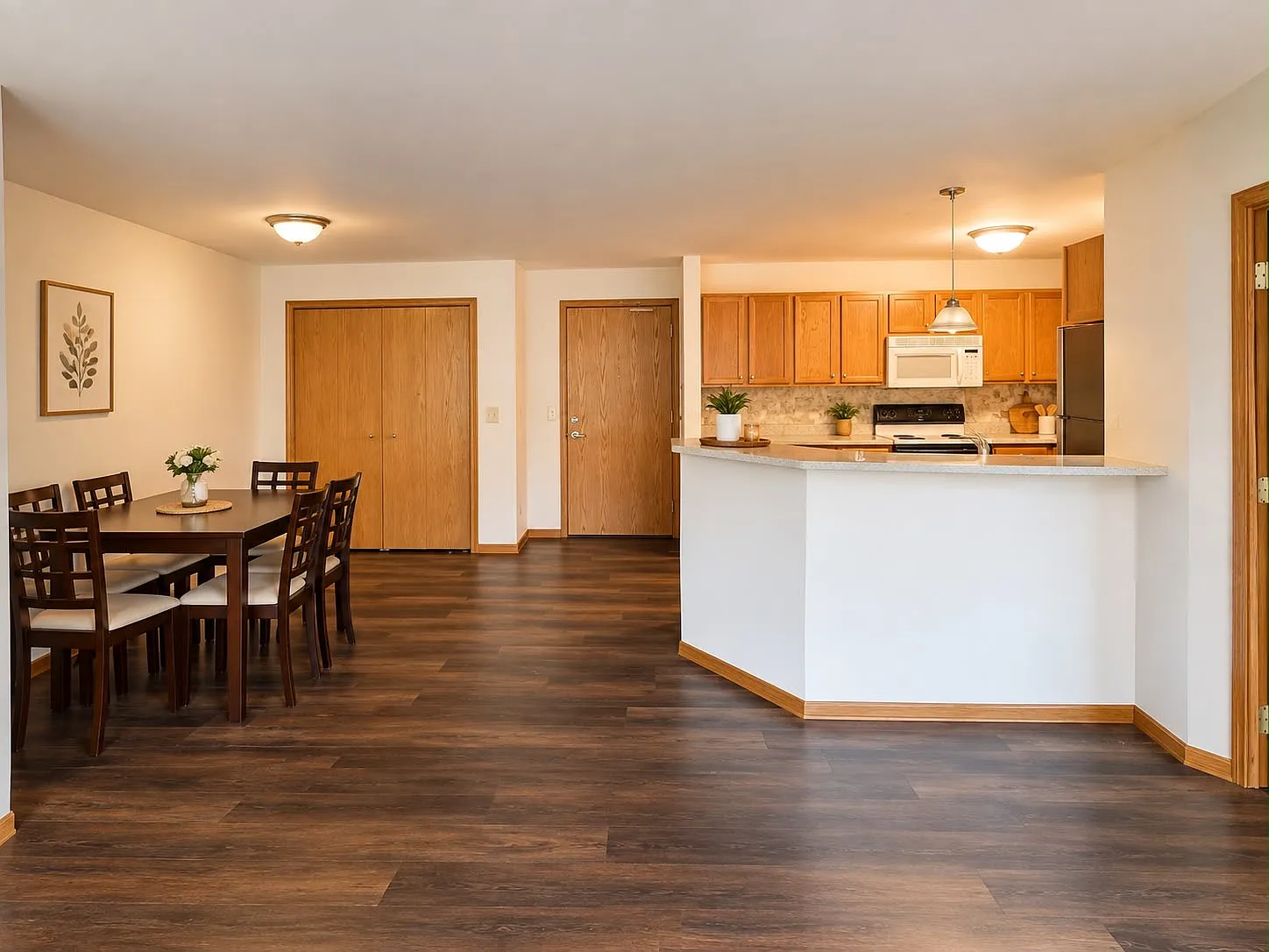 2 bed, 1262 sqft, $1,980 — Photo 2