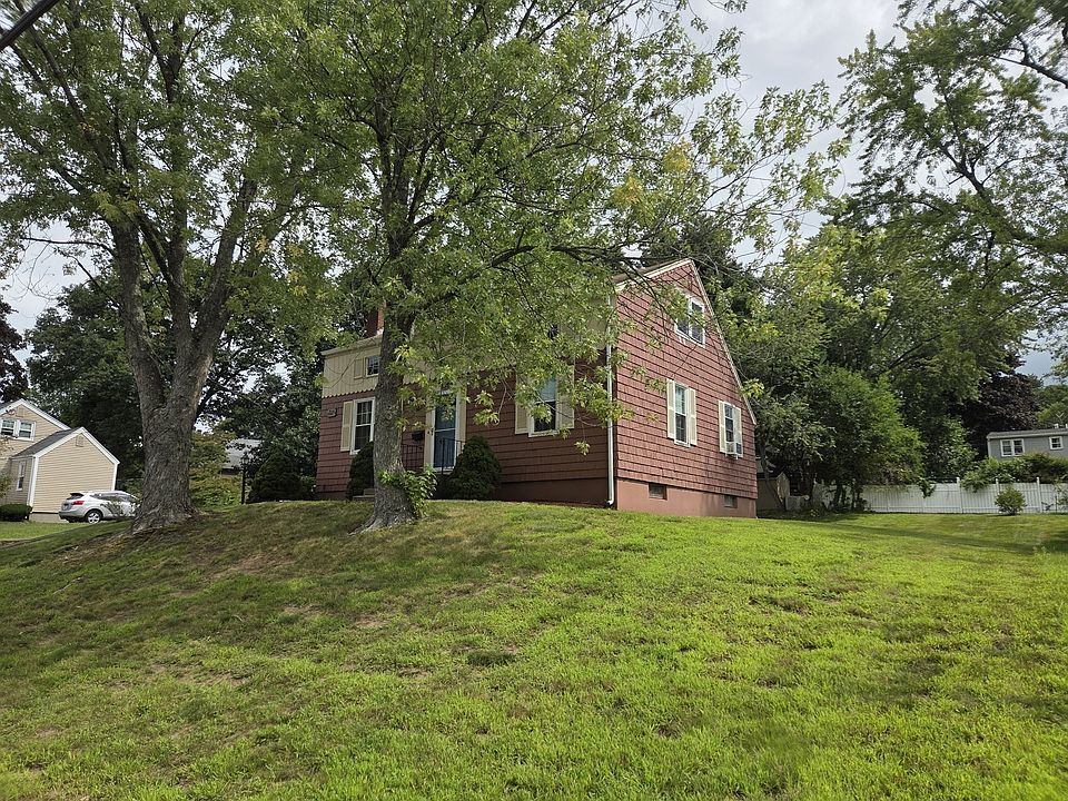 1st image of 77 Ridge Rd