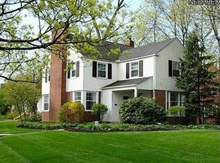 18424 Lomond Blvd, Shaker Heights, OH