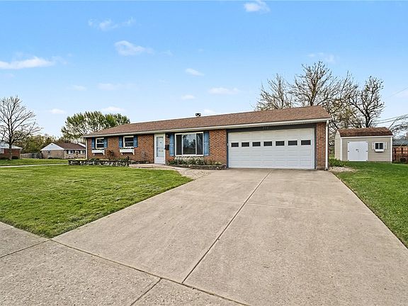 2nd image of 301 Porter Dr