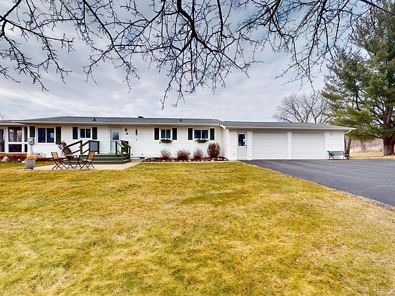 W21429 Brown Addition Ln, Galesville, WI 54630 | Zillow