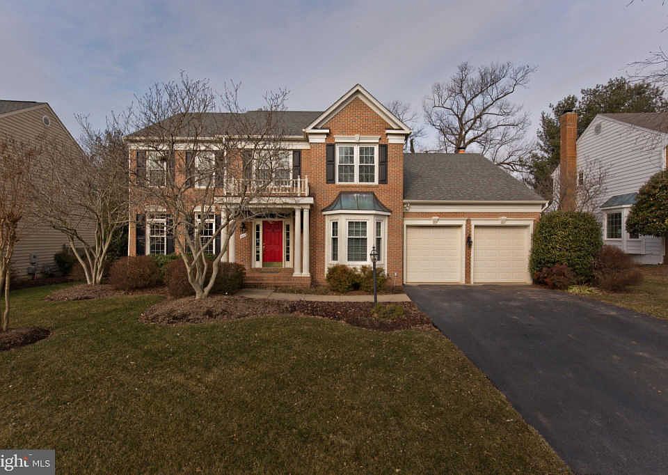 1st image of 3006 Pleasantree Ct