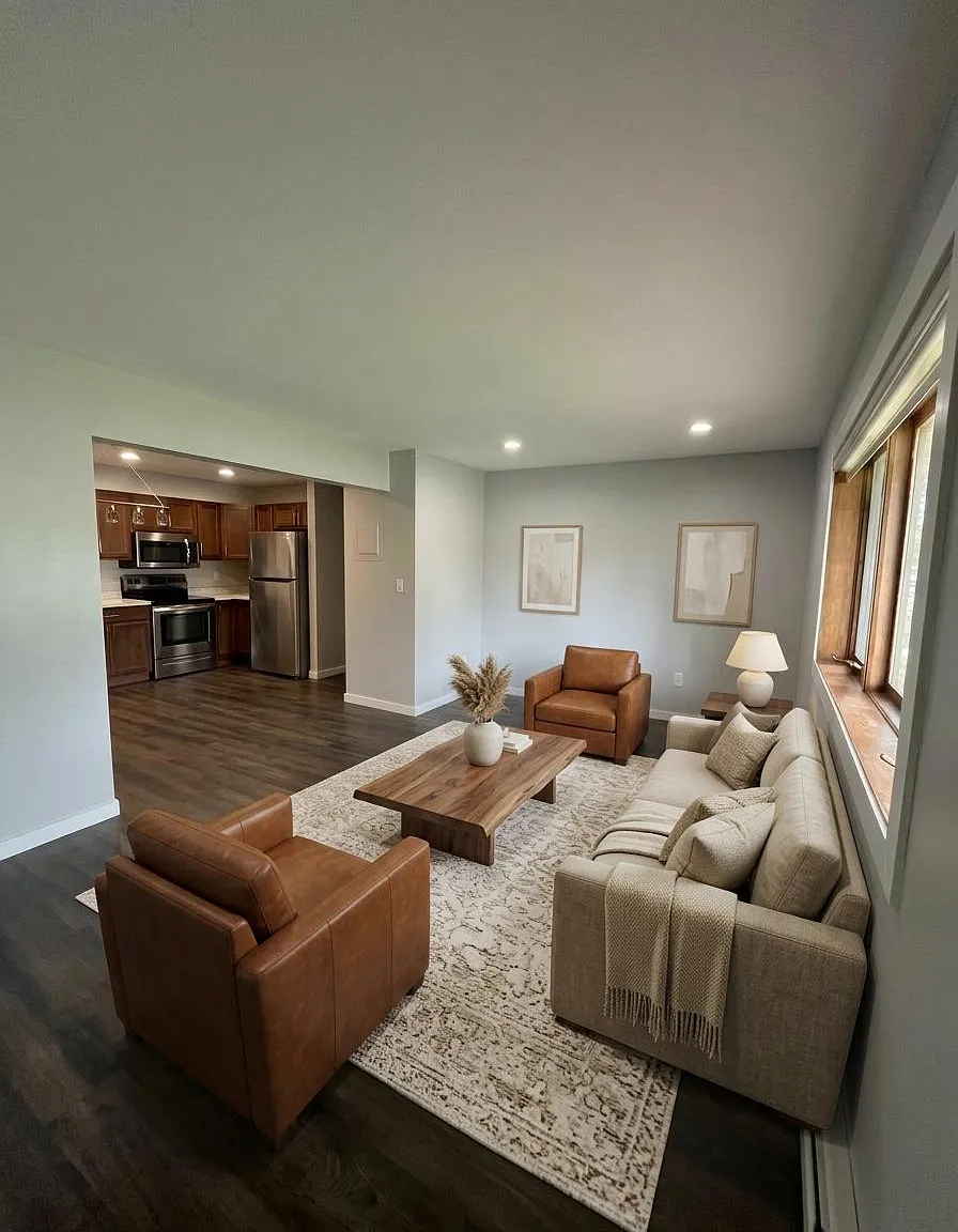 2 bed, 768 sqft, $1,150 — Photo 3
