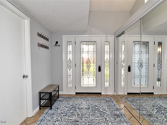 2nd image of 28780 Orangewood Dr
