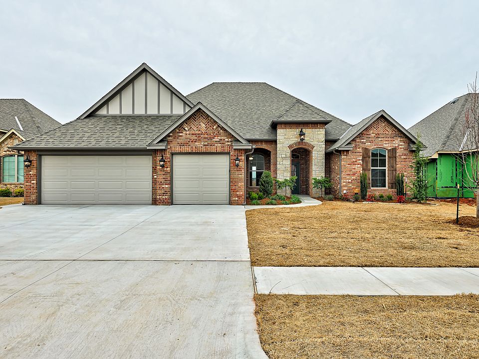 1st image of 3909 Carmona Lakes Dr