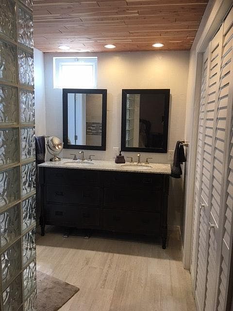 Dual Sinks in Master Bath