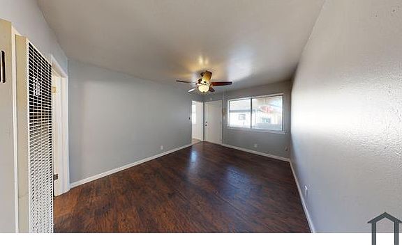 2nd image of 949 35th St #8