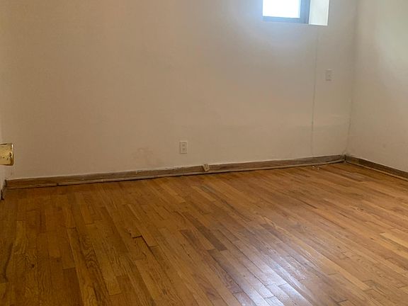 5th image of 2328 N Southport Ave