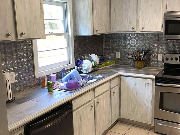 2nd image of 51 Nimrod Cir