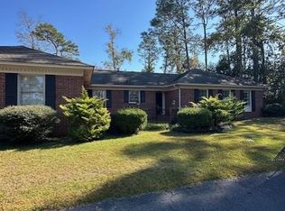 310 Dogwood Ave, Douglas, GA 31533
