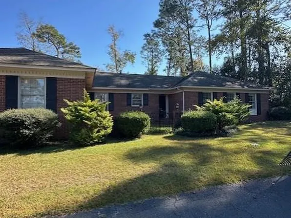 310 Dogwood Ave, Douglas, GA 31533