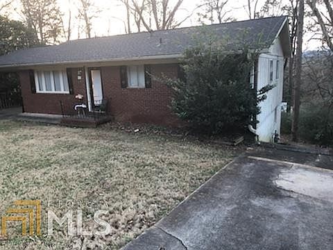 2nd image of 320 Alfred Ave SE