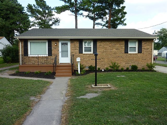 1st image of 3054 Sherwood Forest Ln