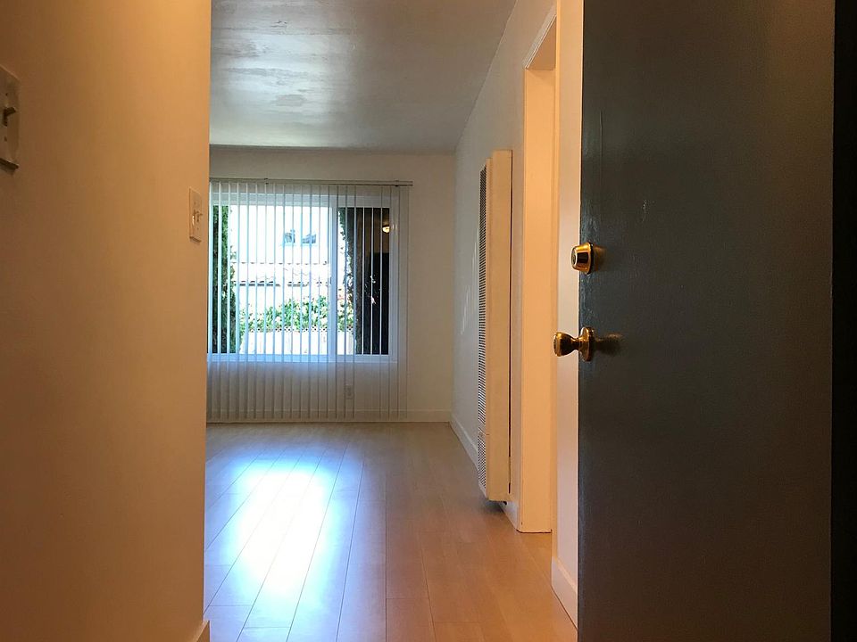 1st image of 840 Venice Blvd APT 7