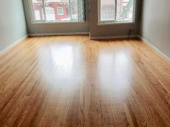 4th image of 5540 California St APT 4