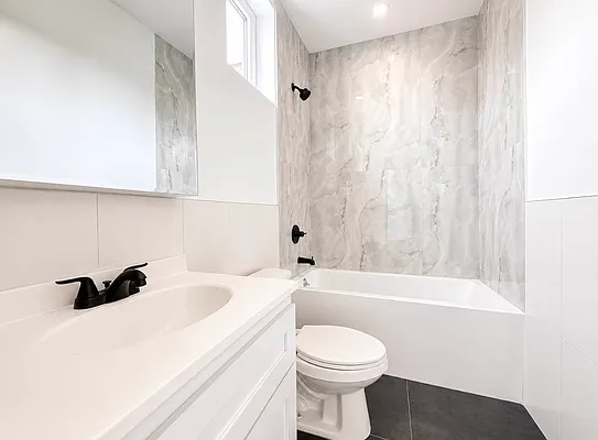 Bathroom, photo 2