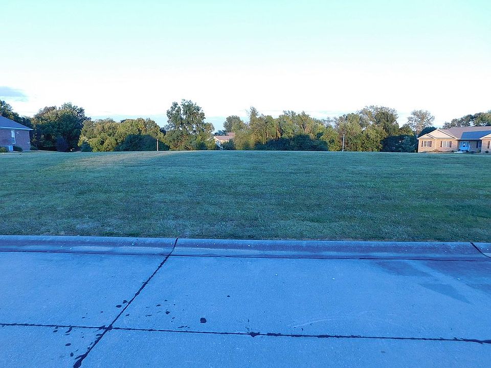 2nd image of 2 Maddie Ct