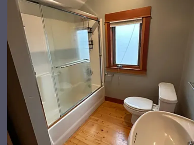 534 NE Russell St — Photo 11