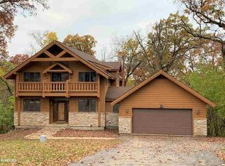 32 Lookout Trce, Galena, IL 61036