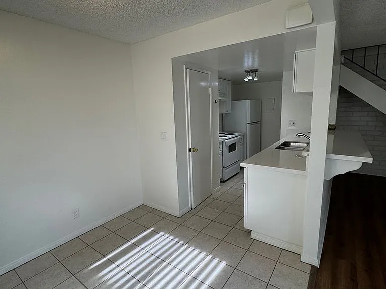 2631 Spinnaker Ave — Photo 4