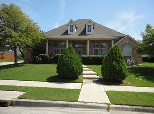 5821 Concord Ln, The Colony, TX 75056