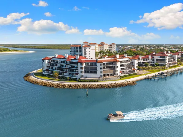 533 La Peninsula Blvd #533, Naples, FL 34113