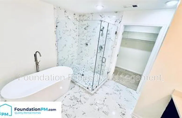 8712 Carrollwood Ln — Photo 20