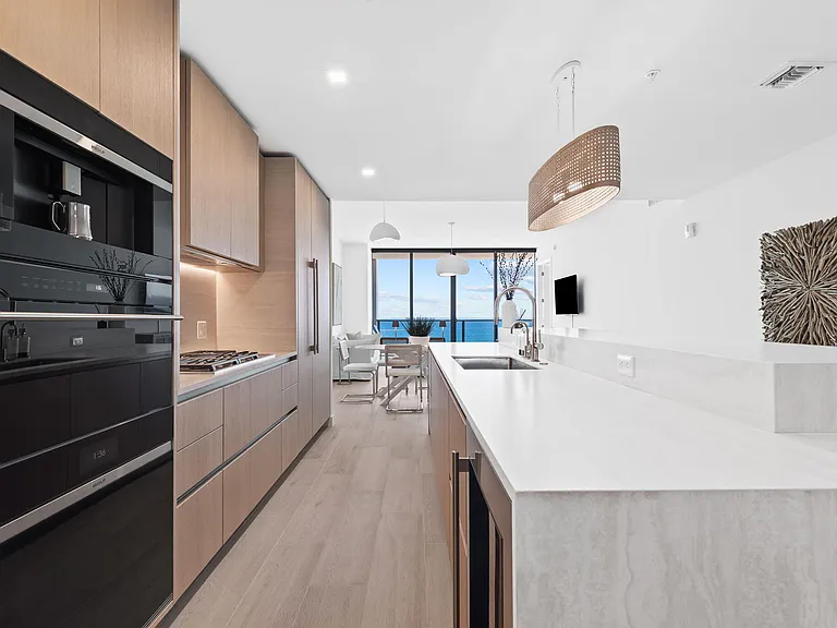 900 N Ocean Blvd #1404 — Photo 8