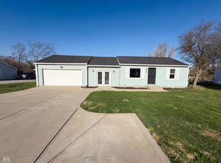 1062 Rita Dr, Greenwood, IN 46143