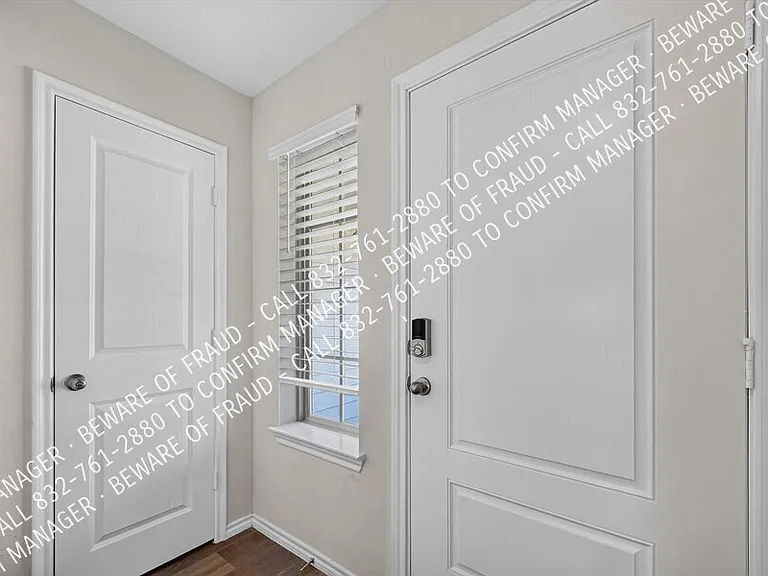 6111 Shearwater Rd — Photo 4