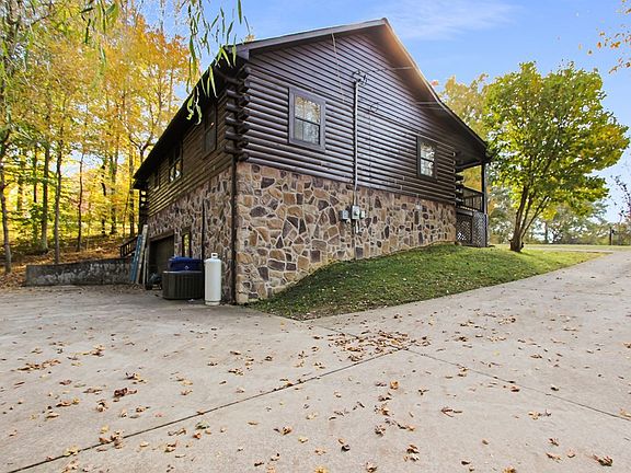 4th image of 139 Dogwood Dr