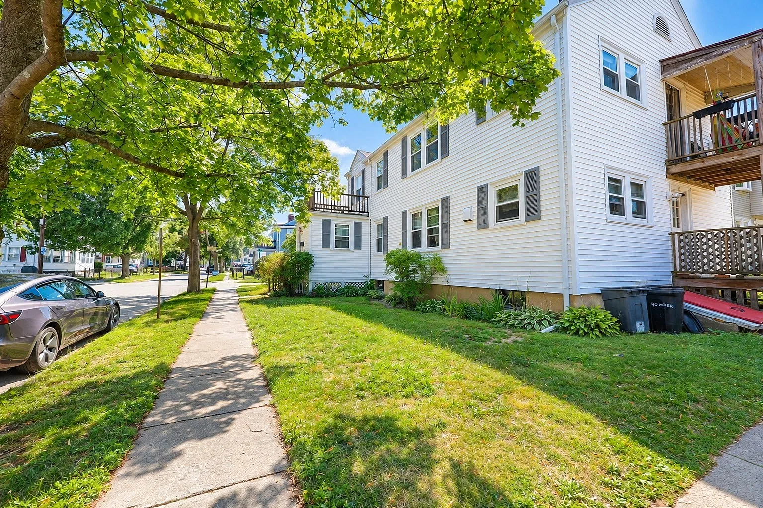 2 bed, 1.0 bath, 900 sqft, $2,300 — Photo 1