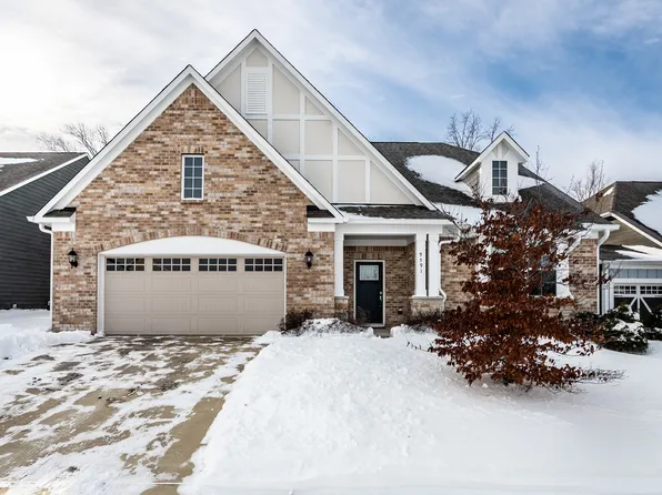 9591 Summerton Dr, Fishers, IN 46037