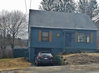 41 Adelaide Ave, Pittsfield, MA 01201