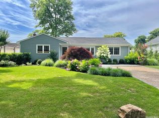 205 Central Dr, Mattituck, NY 11952