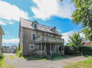 88 George St, Brockville, ON K6V 3V7