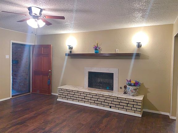 5th image of 2612 Willow Park St