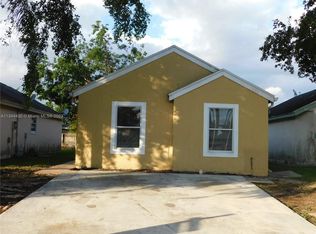 738 SW 9th St, Florida City, FL 33034