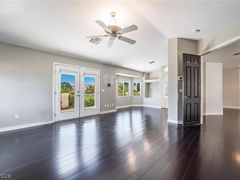 9675 Irvine Bay Ct — Photo 19
