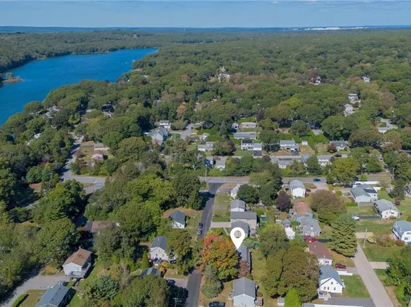 12 Overlook Rd, Narragansett, RI 02882