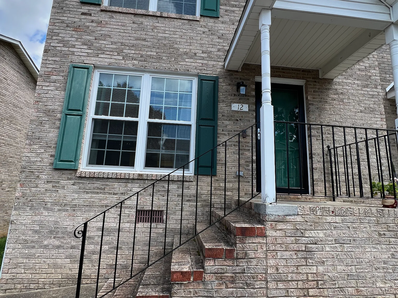 3115 W Walnut St — Photo 1