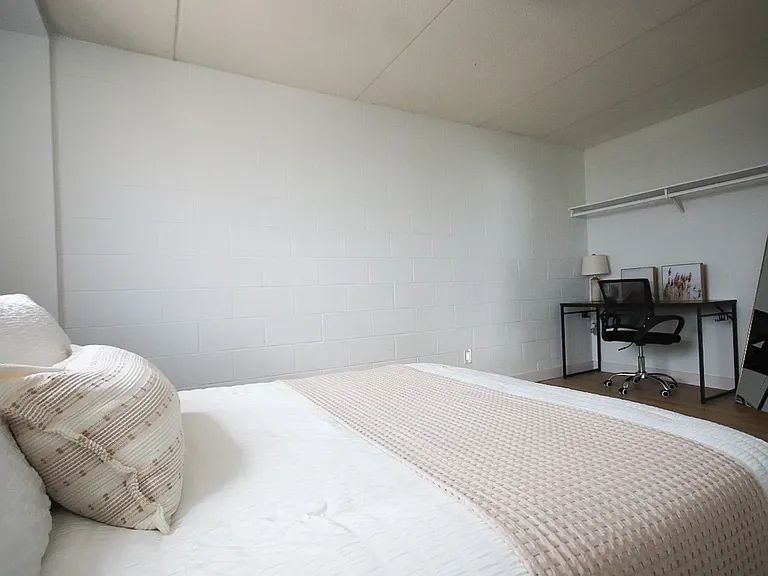 50 University Ave E #VIEWINGS — Photo 11