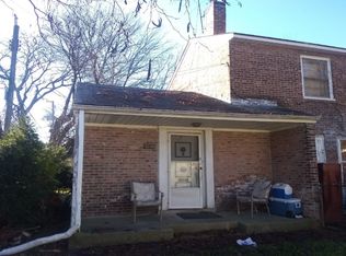 9216 S Dunbar Ave, Chicago, IL 60619