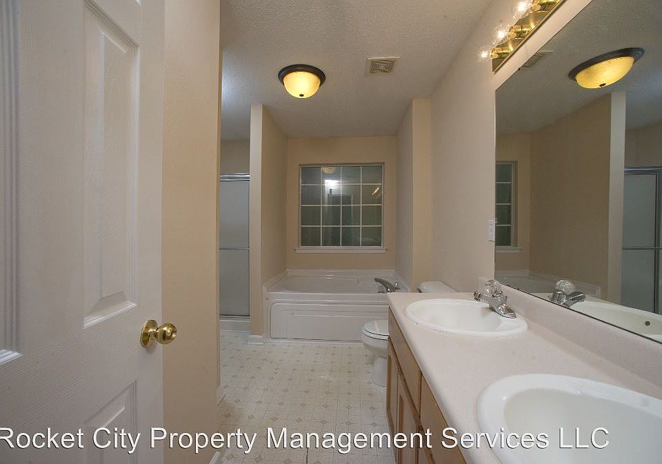 1st image of 305 Harvestwood Ct